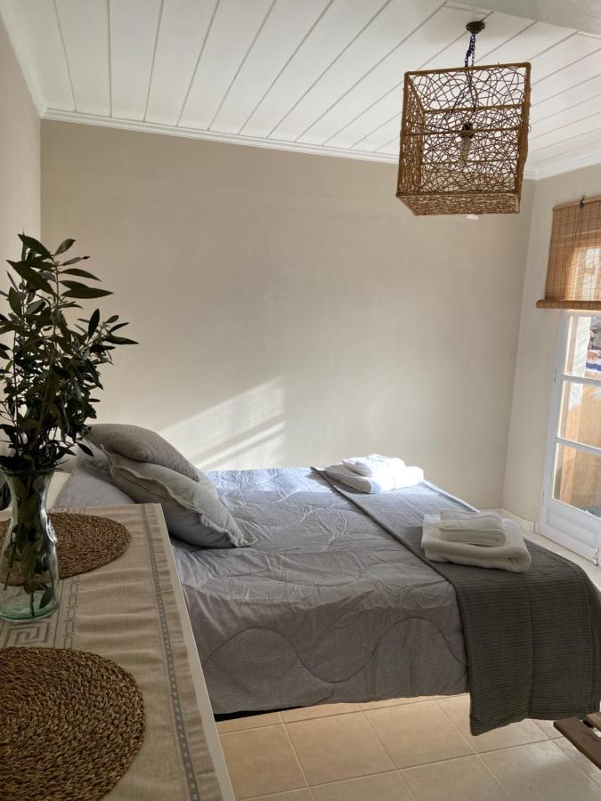 Pepper Tree Apartment Aegina Luaran gambar